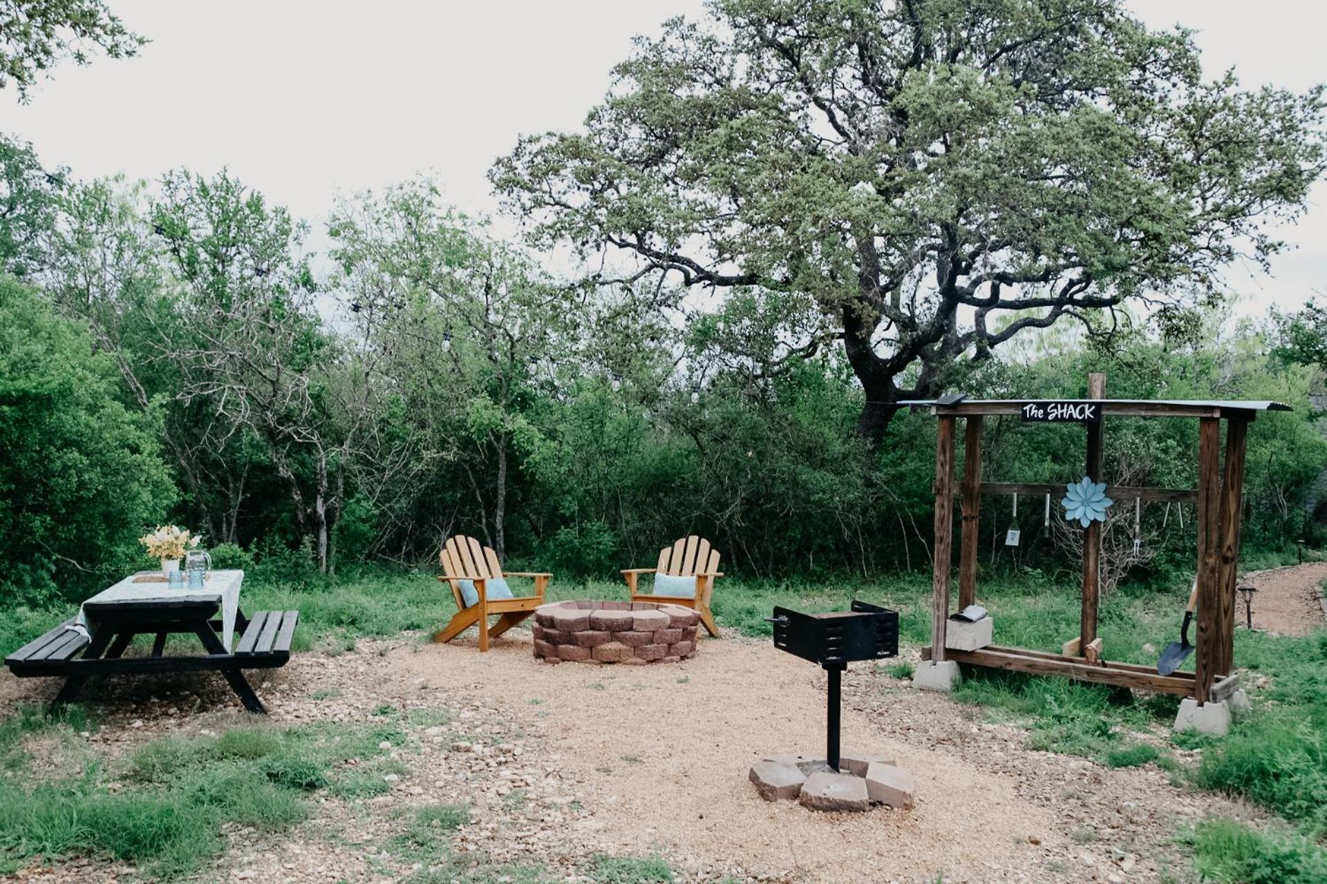 The Maverick: A-Frame W/ Hammock And Tree Top View New Braunfels Kültér fotó